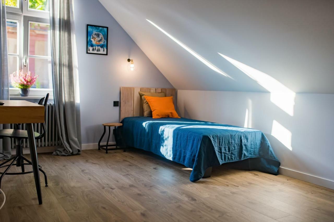 Palac I Folwark Brzeznica Brzeznica  Exteriér fotografie